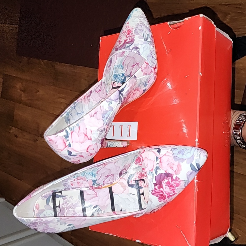 ELLE